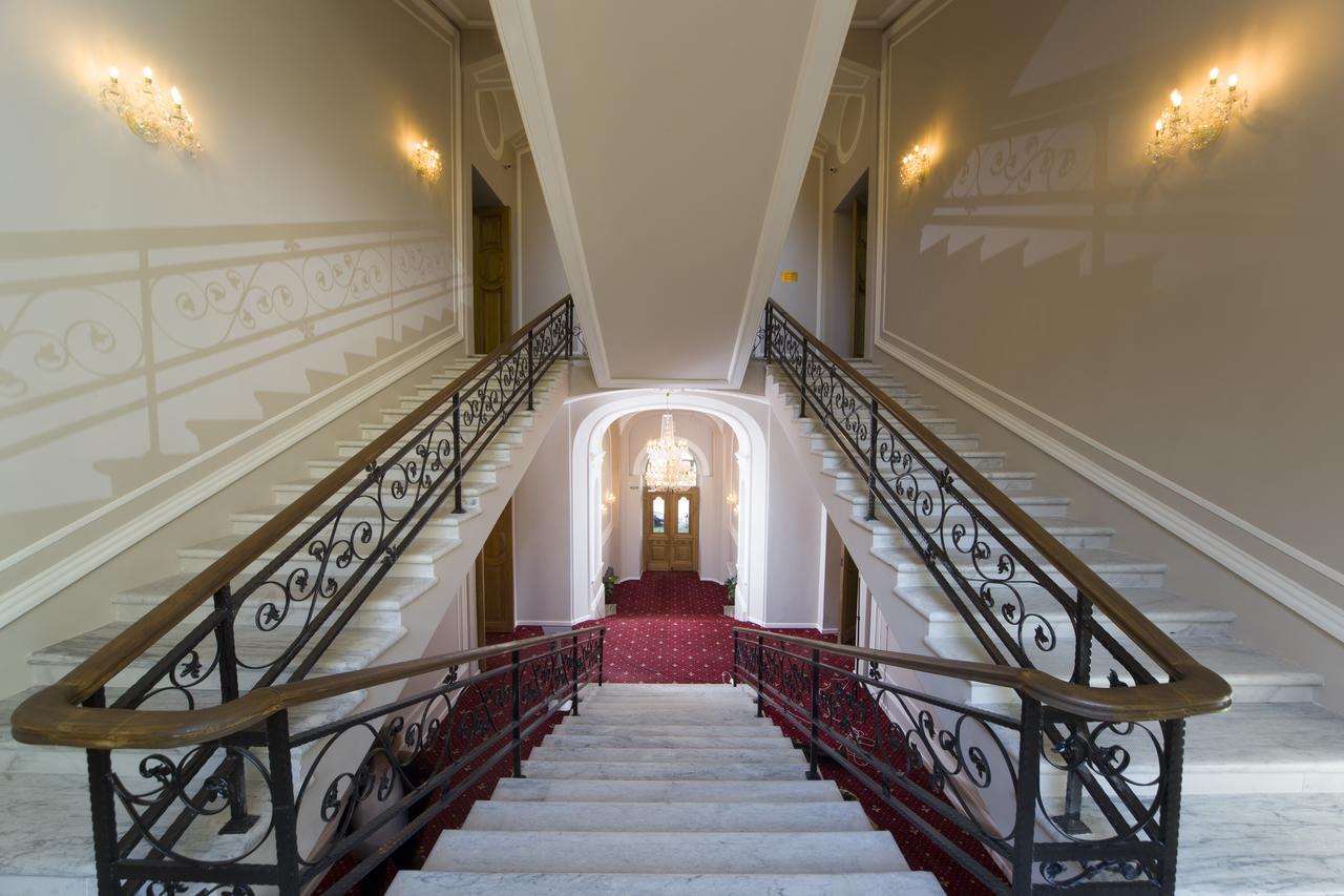 Grand Hotel Tchaikovsky Sankt Petersburg Exterior foto